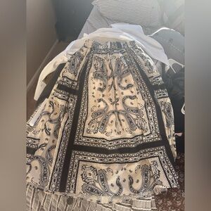 NEVER WORN Halogen Paisley Print Midi Skirt